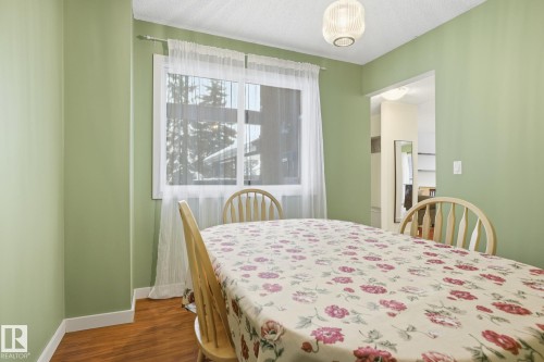 18024 96 Avenue, Edmonton, AB - Indoor Photo Showing Dining Room