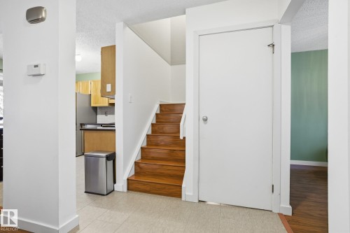 18024 96 Avenue, Edmonton, AB - Indoor Photo Showing Other Room