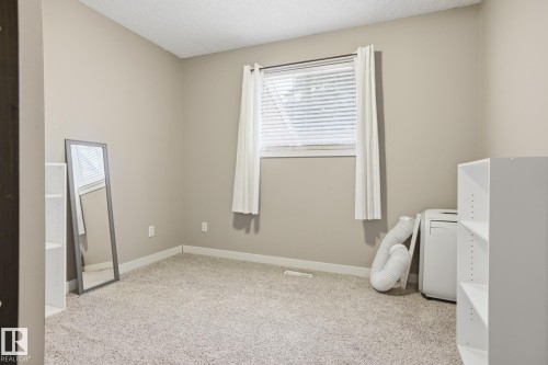 18024 96 Avenue, Edmonton, AB - Indoor