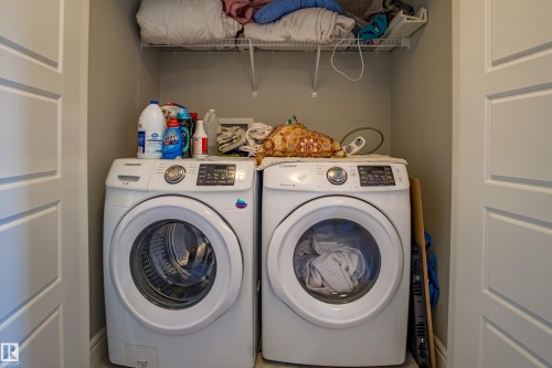 5704 Hawthorn Common, Edmonton, AB - Indoor Photo Showing Laundry Room