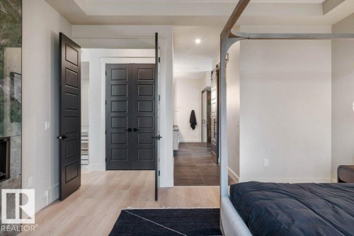 26 Easton Close, St. Albert, AB - Indoor Photo Showing Bedroom