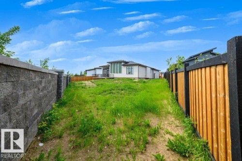 26 Easton Close, St. Albert, AB - Outdoor