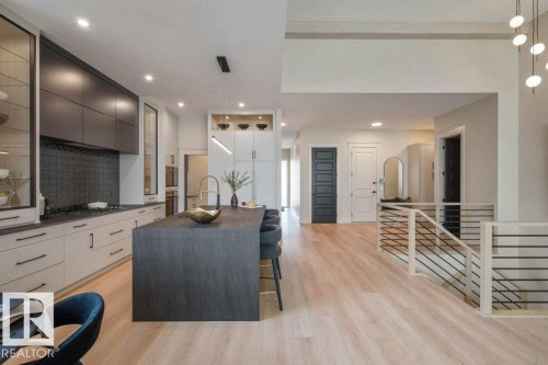 26 Easton Close, St. Albert, AB - Indoor Photo Showing Kitchen
