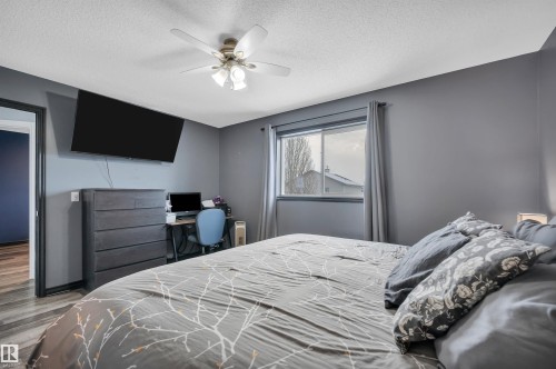 27 Douglas Crescent, Leduc, AB - Indoor Photo Showing Bedroom