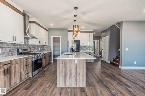 5262 47 Ave, Calmar, AB - Indoor Photo Showing Kitchen With Upgraded Kitchen
