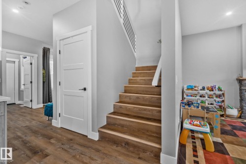 5262 47 Ave, Calmar, AB - Indoor Photo Showing Other Room