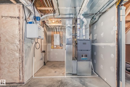5262 47 Ave, Calmar, AB - Indoor Photo Showing Basement