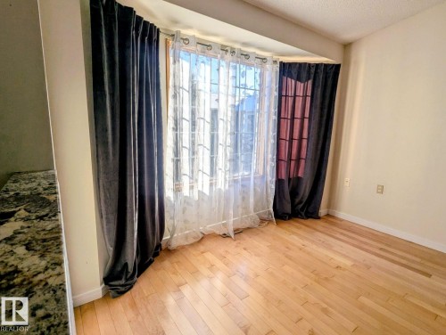 7540 137A Avenue, Edmonton, AB - Indoor Photo Showing Other Room