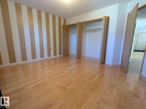 7540 137A Avenue, Edmonton, AB - Indoor Photo Showing Other Room