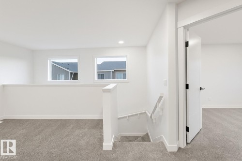 17 710 Mattson Drive, Edmonton, AB - Indoor Photo Showing Other Room