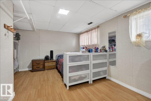 17003 109 Street, Edmonton, AB - Indoor