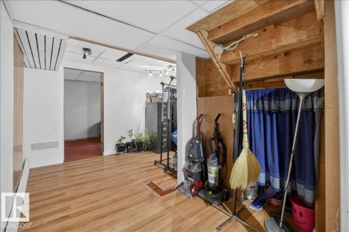 17003 109 Street, Edmonton, AB - Indoor