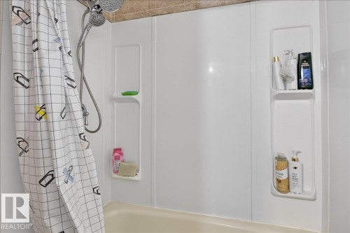 17003 109 Street, Edmonton, AB - Indoor Photo Showing Bathroom