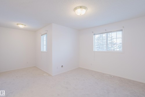 57 843 Youville Drive W, Edmonton, AB - Indoor Photo Showing Other Room