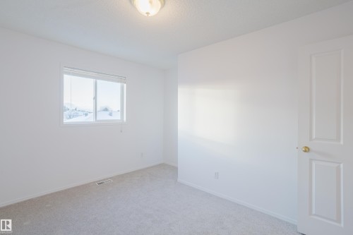 57 843 Youville Drive W, Edmonton, AB - Indoor Photo Showing Other Room