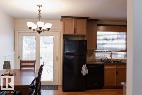 7211 83 Street, Edmonton, AB - Indoor Photo Showing Dining Room
