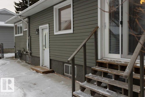 7211 83 Street, Edmonton, AB - Outdoor With Exterior