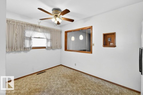 12224 55 Street Nw, Edmonton, AB - Indoor Photo Showing Other Room