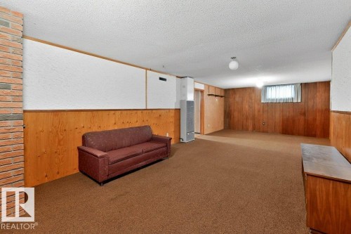 12224 55 Street Nw, Edmonton, AB - Indoor