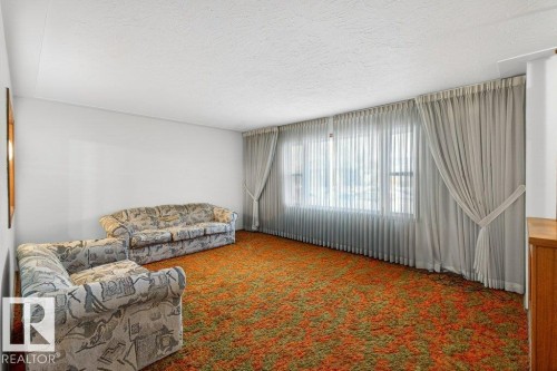 12224 55 Street Nw, Edmonton, AB - Indoor Photo Showing Other Room