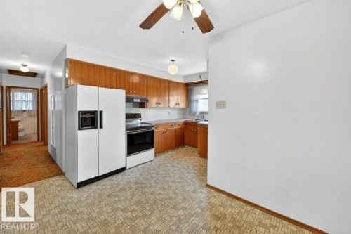 12224 55 Street Nw, Edmonton, AB - Indoor Photo Showing Kitchen
