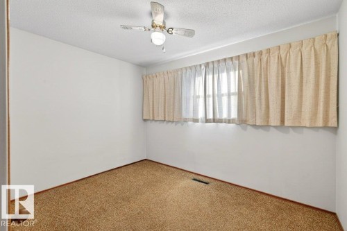 12224 55 Street Nw, Edmonton, AB - Indoor Photo Showing Other Room