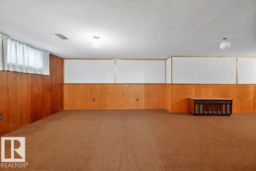12224 55 Street Nw, Edmonton, AB - Indoor Photo Showing Other Room