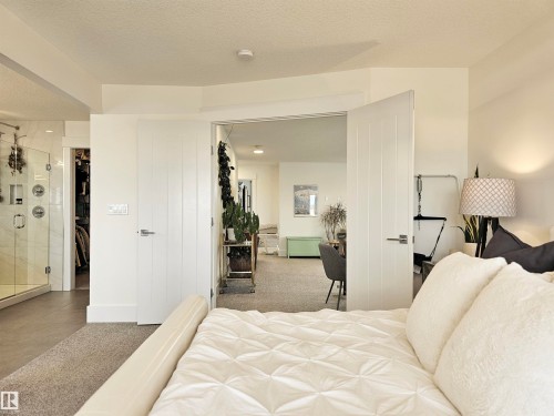 1265 Peregrine Terrace, Edmonton, AB - Indoor Photo Showing Bedroom