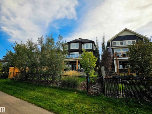1265 Peregrine Terrace, Edmonton, AB - Outdoor With Facade