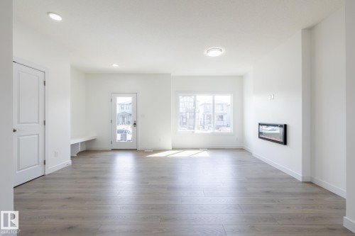 235 157 Avenue, Edmonton, AB - Indoor