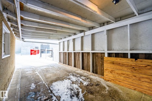 6819 83 Avenue, Edmonton, AB - Indoor