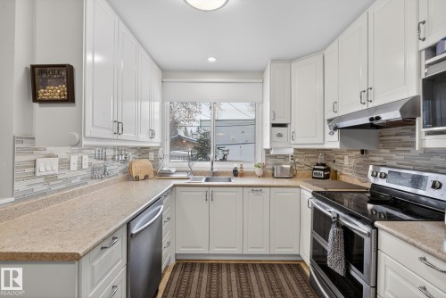 6819 83 Avenue, Edmonton, AB - Indoor Photo Showing Kitchen With Stainless Steel Kitchen