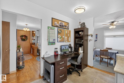6819 83 Avenue, Edmonton, AB - Indoor Photo Showing Office