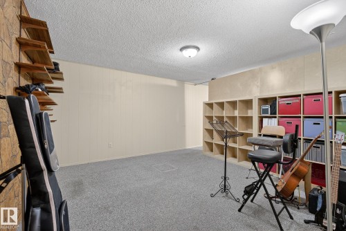 6819 83 Avenue, Edmonton, AB - Indoor
