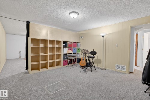 6819 83 Avenue, Edmonton, AB - Indoor