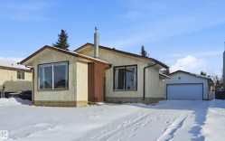 2007 49A Street  Edmonton, AB T6L 2W9