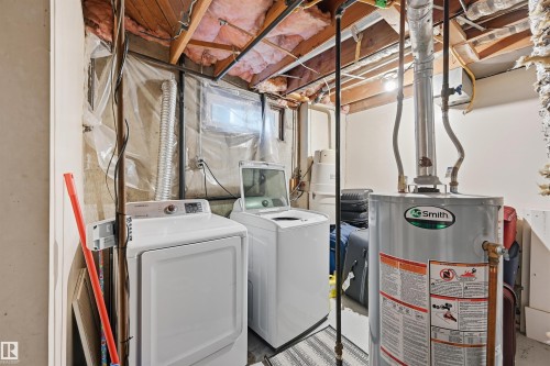 2007 49A Street, Edmonton, AB - Indoor