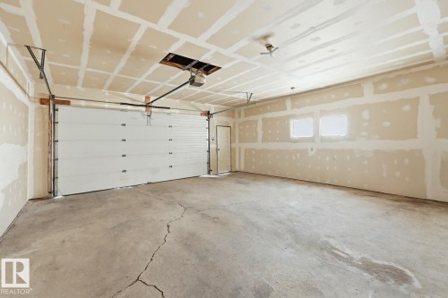 2007 49A Street, Edmonton, AB - Indoor Photo Showing Garage