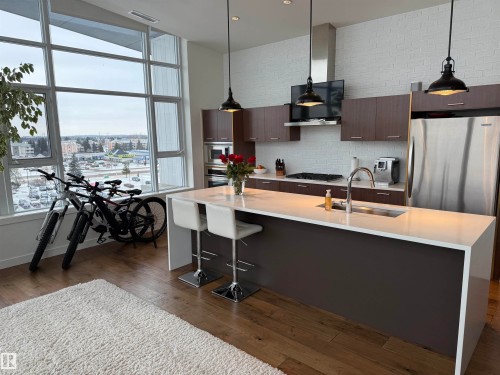 710 2504 109 Street, Edmonton, AB - Indoor Photo Showing Kitchen With Upgraded Kitchen