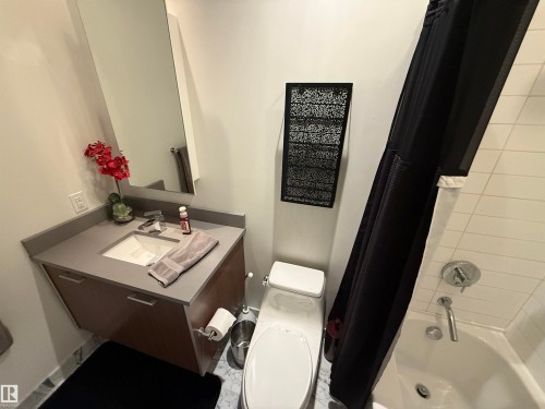 710 2504 109 Street, Edmonton, AB - Indoor Photo Showing Bathroom