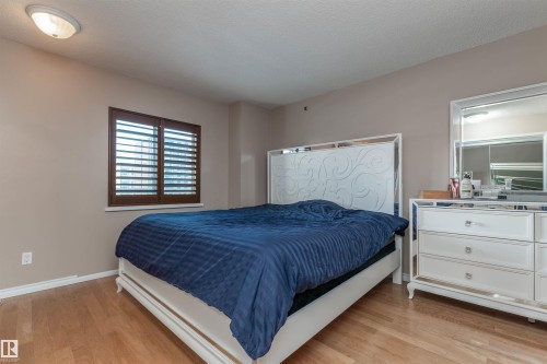 1105 10130 114 Street, Edmonton, AB - Indoor Photo Showing Bedroom