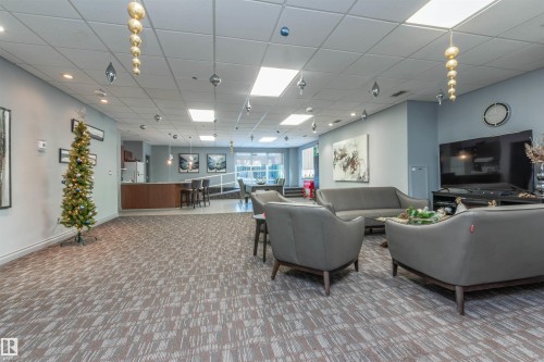 1105 10130 114 Street, Edmonton, AB - Indoor