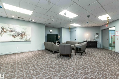 1105 10130 114 Street, Edmonton, AB - Indoor