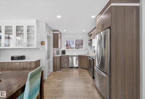 5604 91 Avenue, Edmonton, AB - Indoor Photo Showing Dining Room