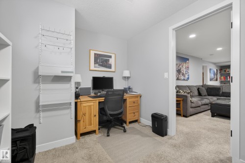 5604 91 Avenue, Edmonton, AB - Indoor Photo Showing Office