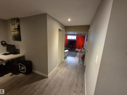 17023 38 Street, Edmonton, AB - Indoor