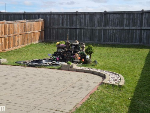 17023 38 Street, Edmonton, AB - Outdoor