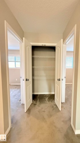 17023 38 Street, Edmonton, AB - Indoor Photo Showing Other Room