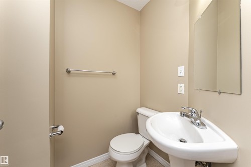 107 178 Bridgeport Boulevard, Leduc, AB - Indoor Photo Showing Bathroom