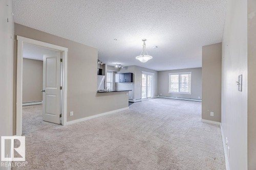 202 5816 Mullen Place, Edmonton, AB - Indoor Photo Showing Other Room